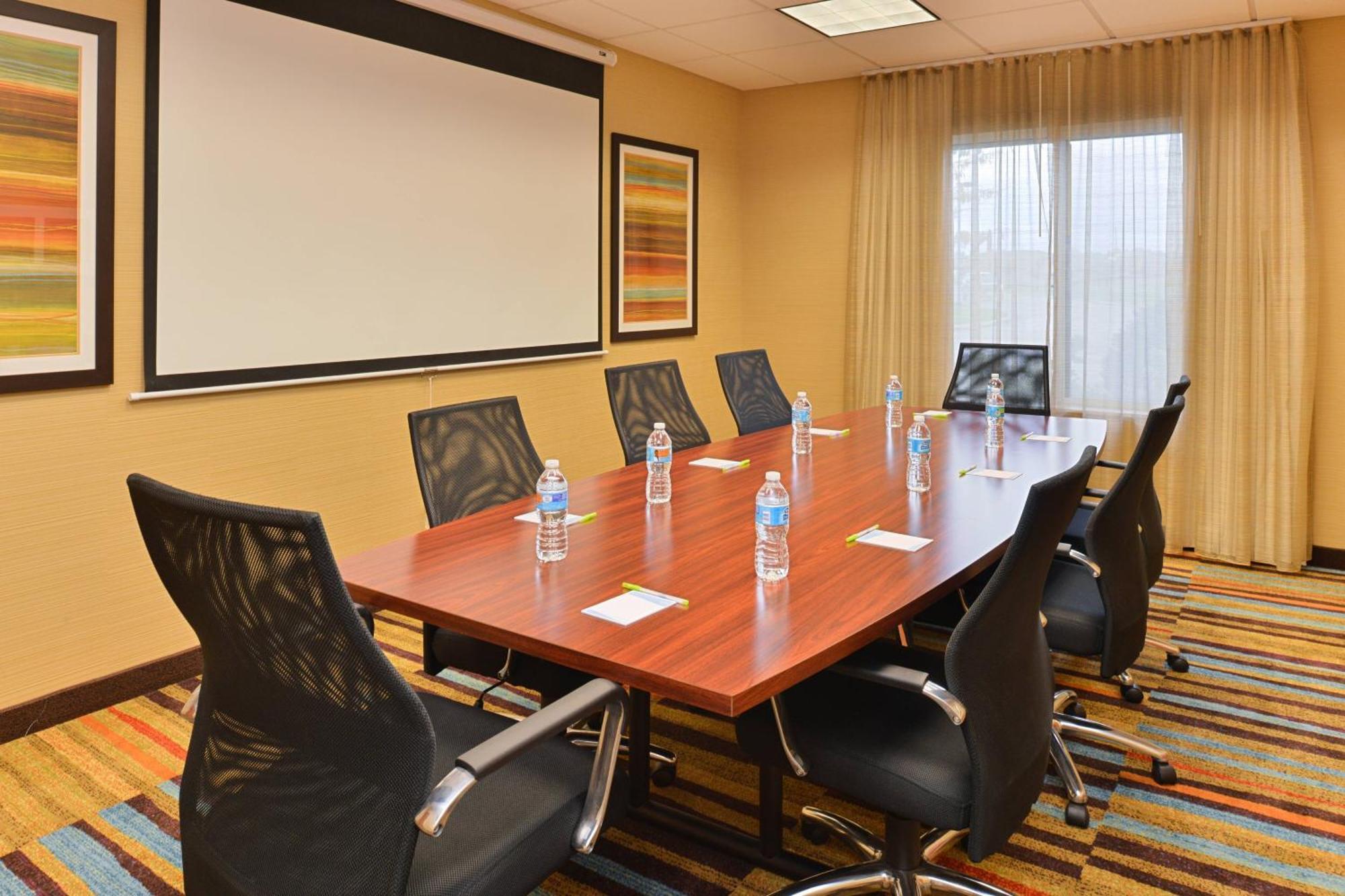 Fairfield Inn & Suites Cleveland Avon Bagian luar foto